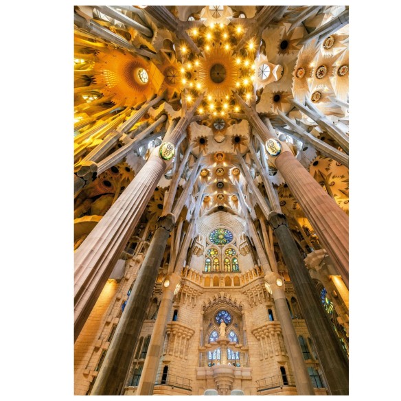 1000 Intérieur de La Sagrada Familia